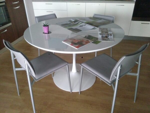 tavolo rotondo laccato bianco